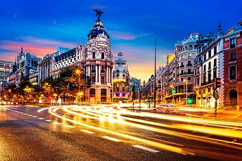 В Мадриде прошла 4-я встреча по вопросам недвижимости, организованная Ассоциацией застройщиков Мадрида и CaixaBank