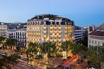 Количество отдыхавших этим летом в отелях Барселоны выросло на 4,6%